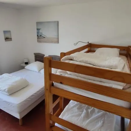 Tatil Evi Atypical House With Garden In *